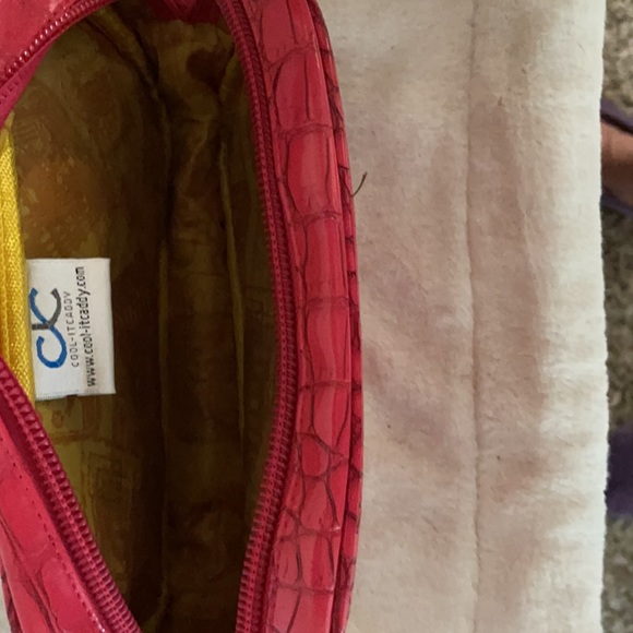 Samantha Brown cool-it caddy approximately 10” by 5” by 2”.  Like new condition. - Picture 6 of 8